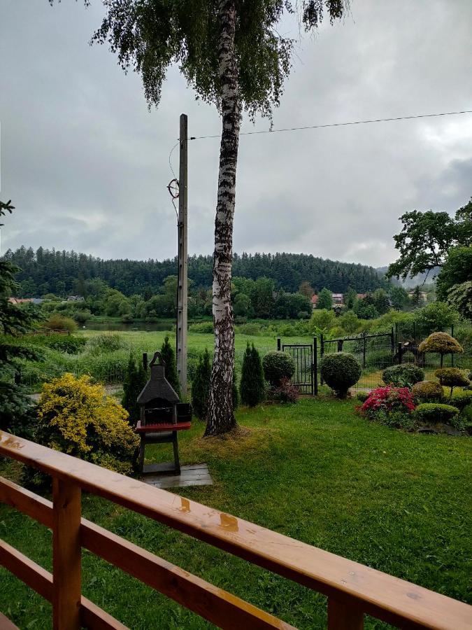 Domki I Pokoje U Borsa Lesko Buitenkant foto