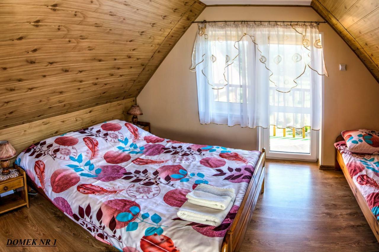 Domki I Pokoje U Borsa Lesko Buitenkant foto