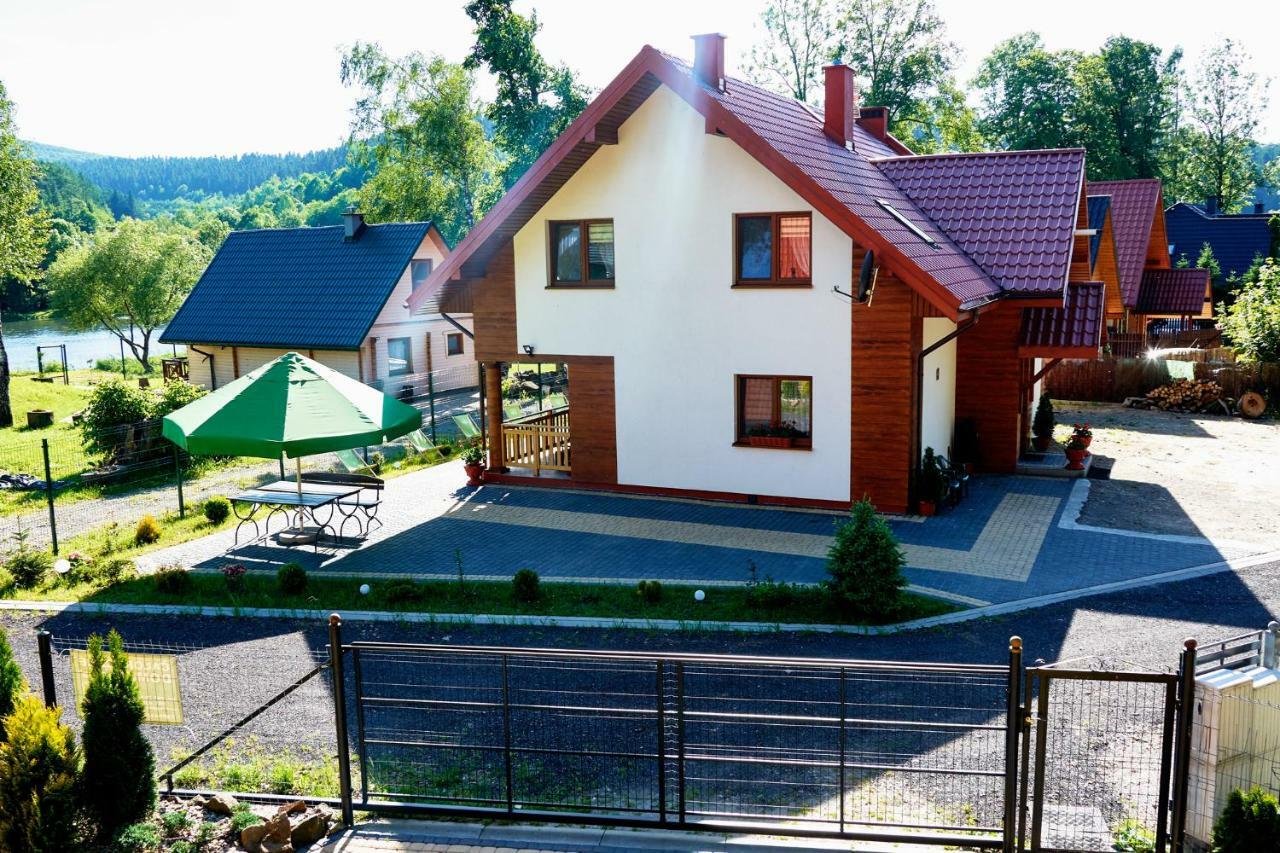 Domki I Pokoje U Borsa Lesko Buitenkant foto